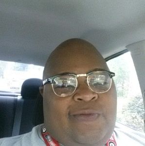 Meet your Posher, Victor